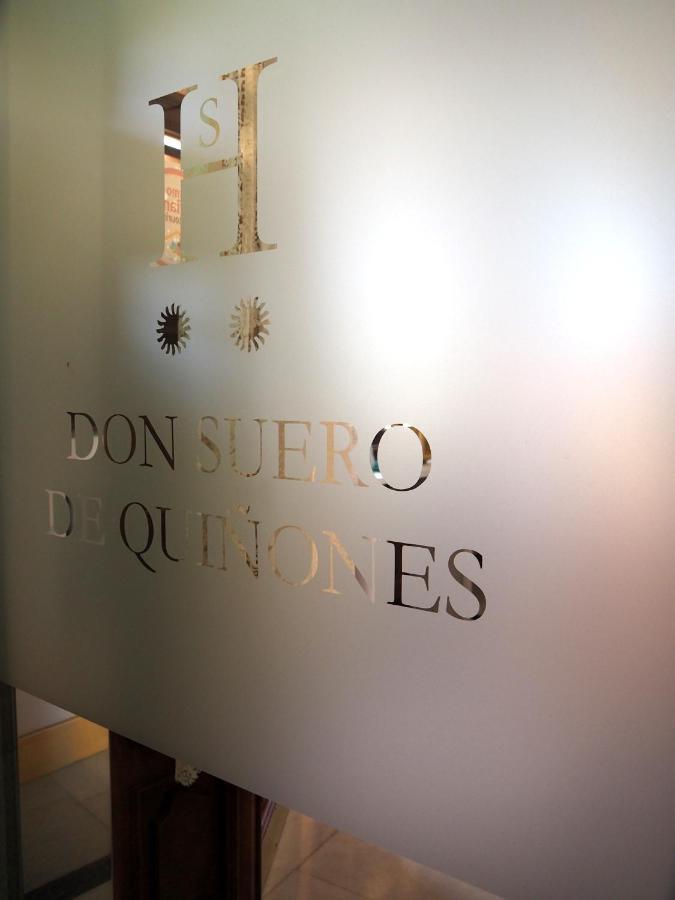Hostal Don Suero De Quinones Hospital de Orbigo Exterior photo