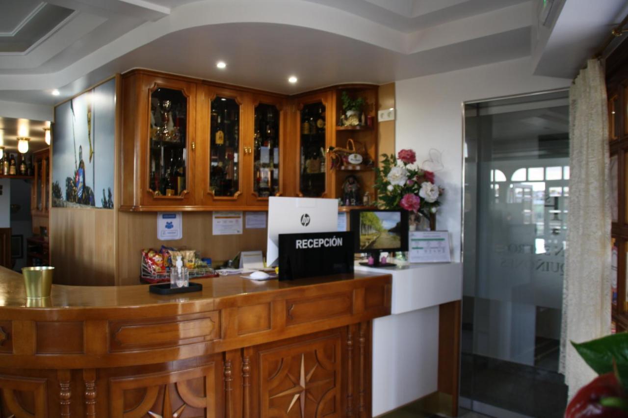 Hostal Don Suero De Quinones Hospital de Orbigo Exterior photo